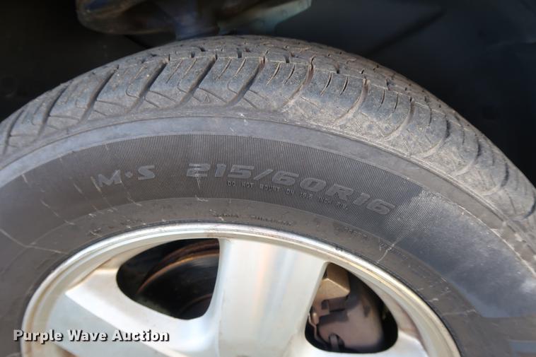 image for item AX9035 2005 Dodge Grand Caravan van