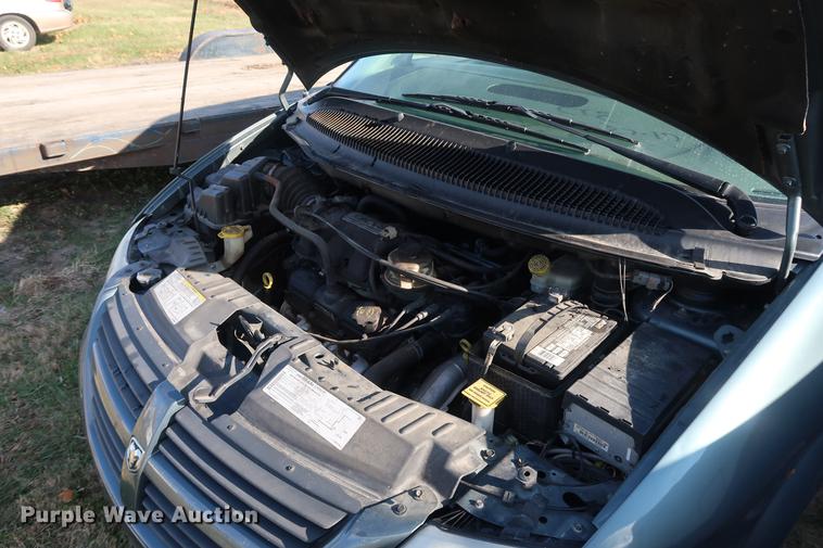 image for item AX9035 2005 Dodge Grand Caravan van