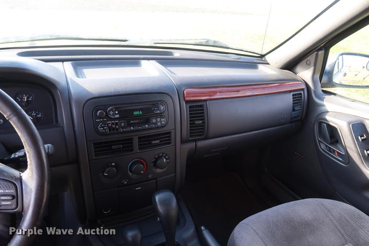 image for item AX9036 1999 Jeep Grand Cherokee SUV