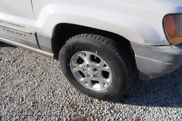 image for item AX9036 1999 Jeep Grand Cherokee SUV