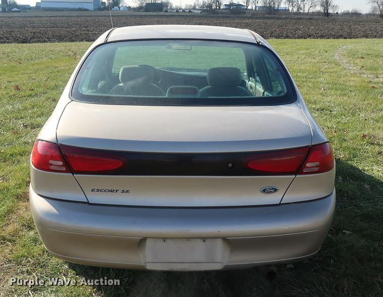 image for item AX9037 1999 Ford Escort