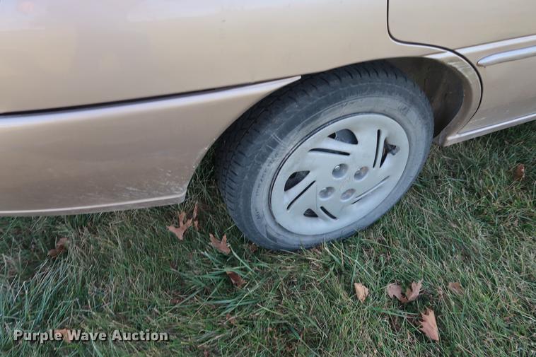 image for item AX9037 1999 Ford Escort