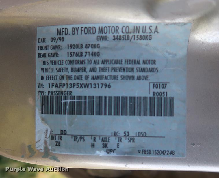 image for item AX9037 1999 Ford Escort