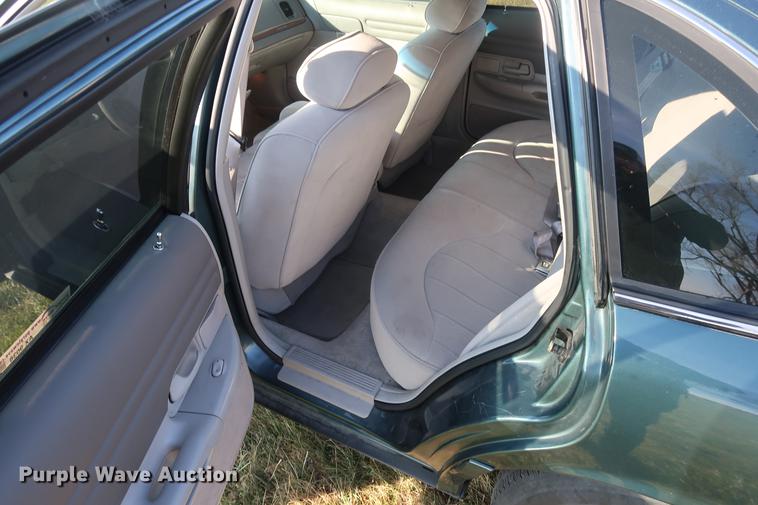 image for item AX9038 1996 Ford Crown Victoria