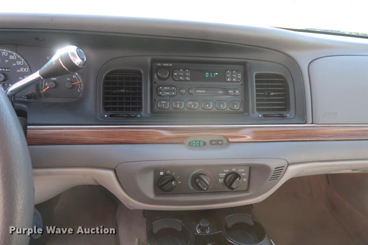image for item AX9038 1996 Ford Crown Victoria