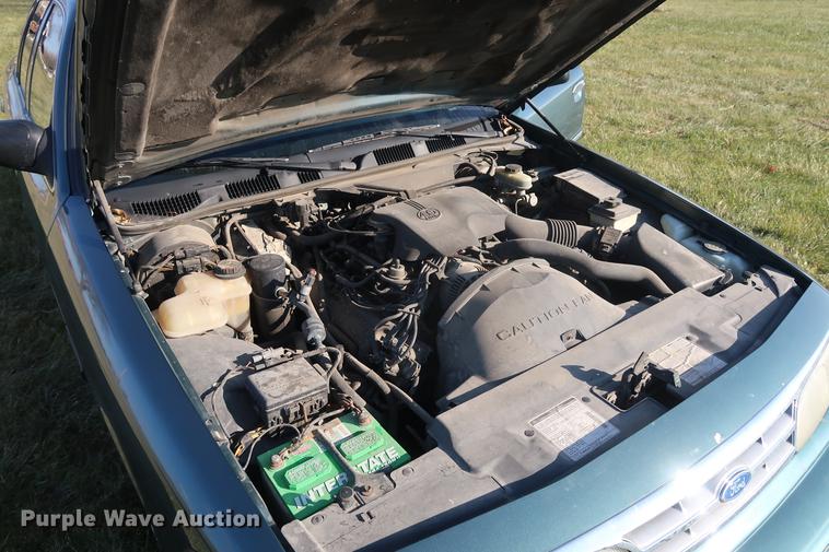 image for item AX9038 1996 Ford Crown Victoria