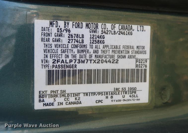 image for item AX9038 1996 Ford Crown Victoria