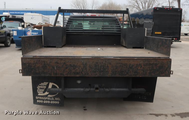 image for item DA6564 2009 Chevrolet Silverado 3500 Crew Cab flatbed pickup truck