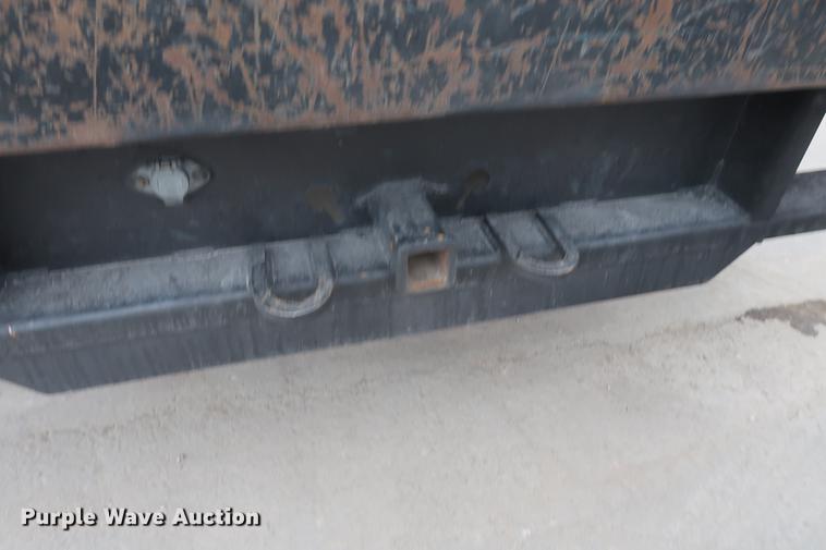 image for item DA6564 2009 Chevrolet Silverado 3500 Crew Cab flatbed pickup truck