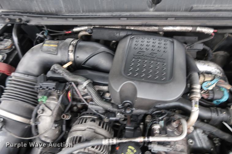 image for item DA6564 2009 Chevrolet Silverado 3500 Crew Cab flatbed pickup truck