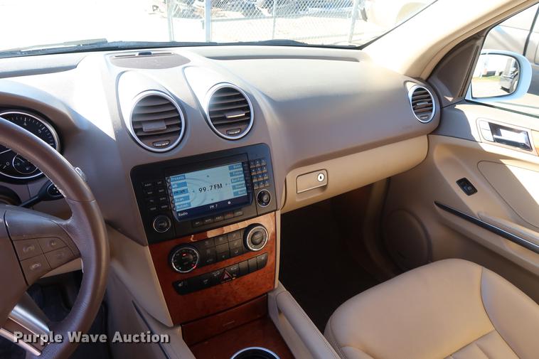 image for item DA8571 2007 Mercedes Benz ML350 SUV