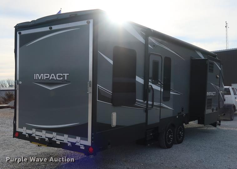 image for item DA8583 2017 Keystone Impact 312 toy hauler camper