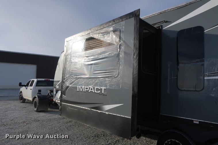image for item DA8583 2017 Keystone Impact 312 toy hauler camper