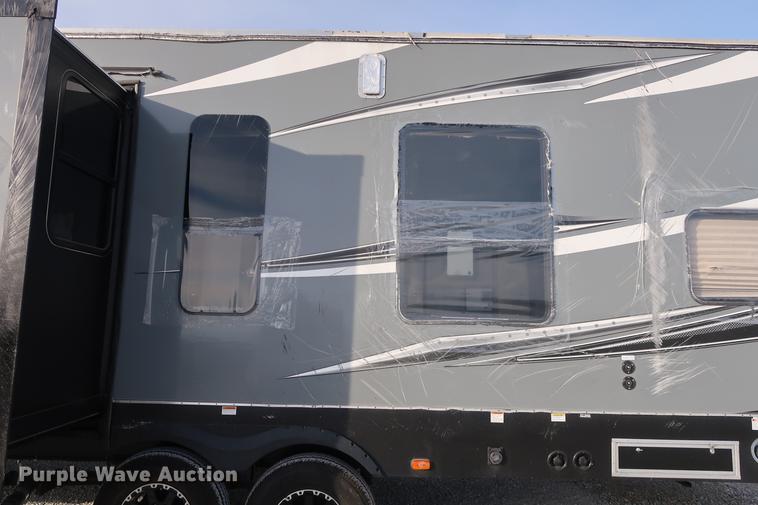 image for item DA8583 2017 Keystone Impact 312 toy hauler camper