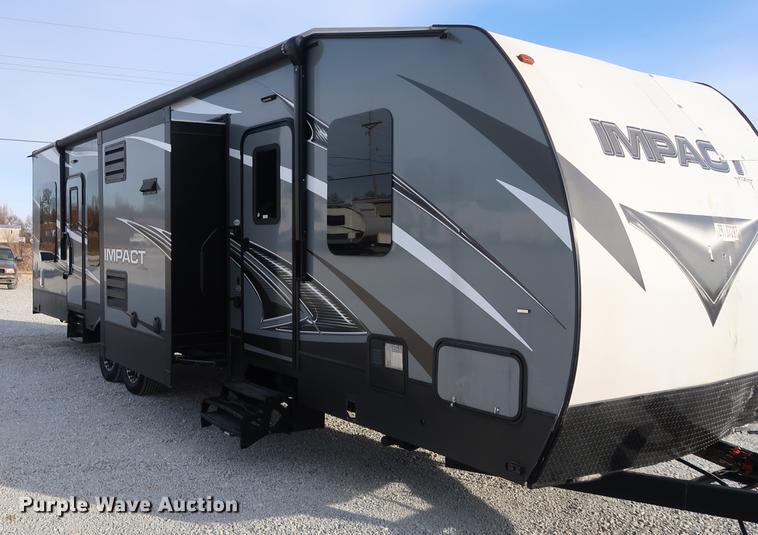 image for item DA8583 2017 Keystone Impact 312 toy hauler camper