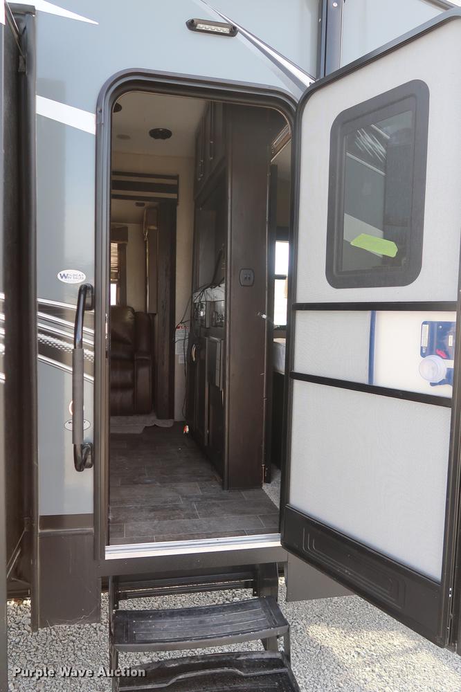 image for item DA8583 2017 Keystone Impact 312 toy hauler camper