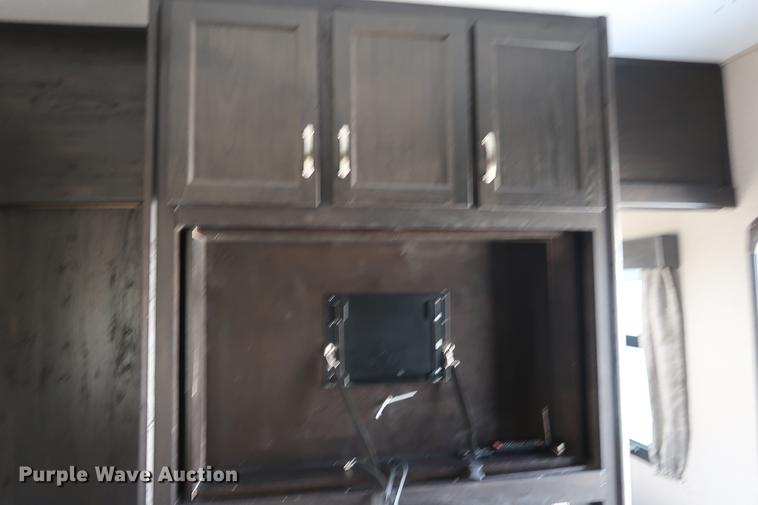 image for item DA8583 2017 Keystone Impact 312 toy hauler camper