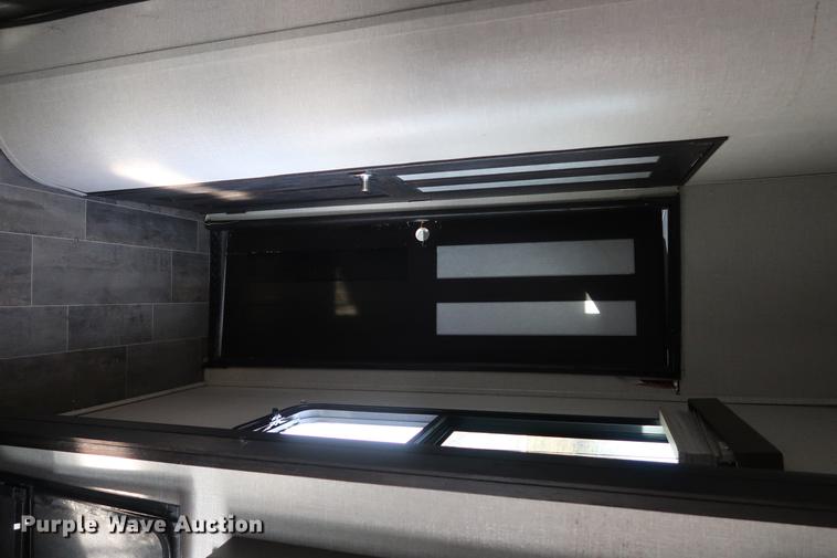 image for item DA8583 2017 Keystone Impact 312 toy hauler camper