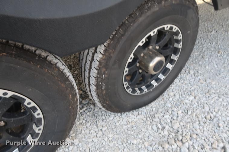 image for item DA8583 2017 Keystone Impact 312 toy hauler camper