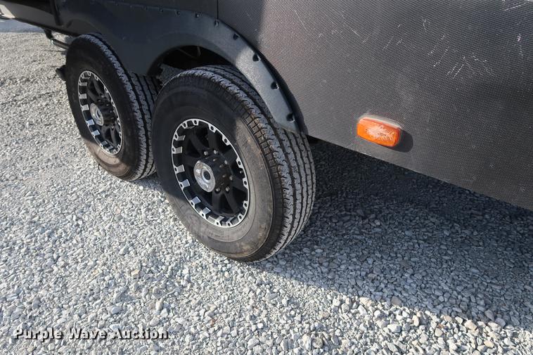 image for item DA8583 2017 Keystone Impact 312 toy hauler camper