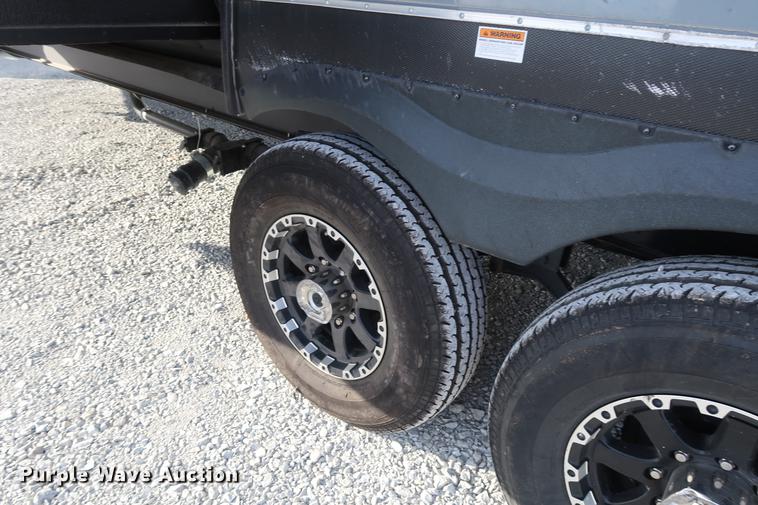 image for item DA8583 2017 Keystone Impact 312 toy hauler camper