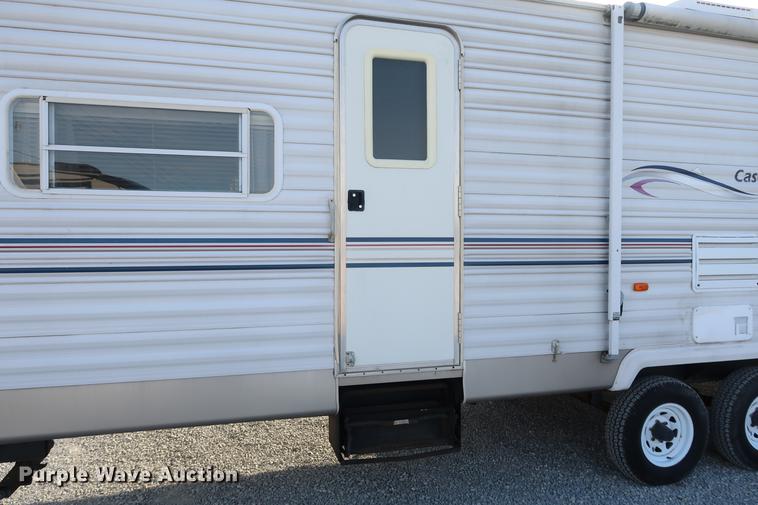 image for item DA8584 2003 Coachmen camper