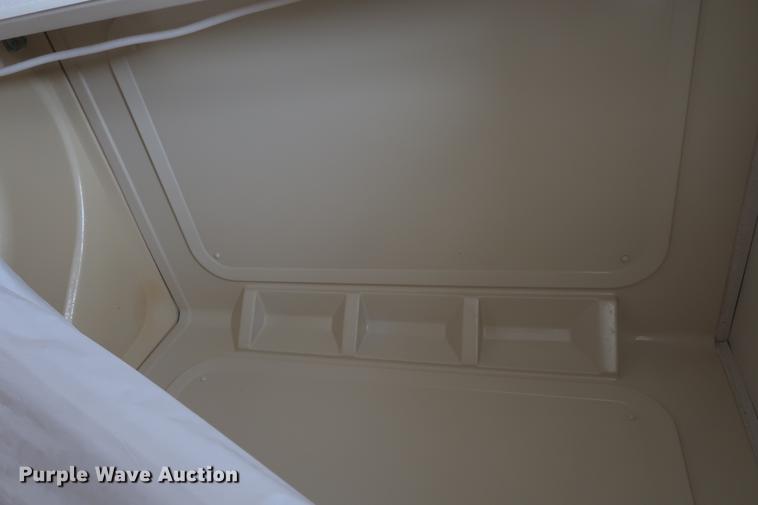 image for item DA8584 2003 Coachmen camper