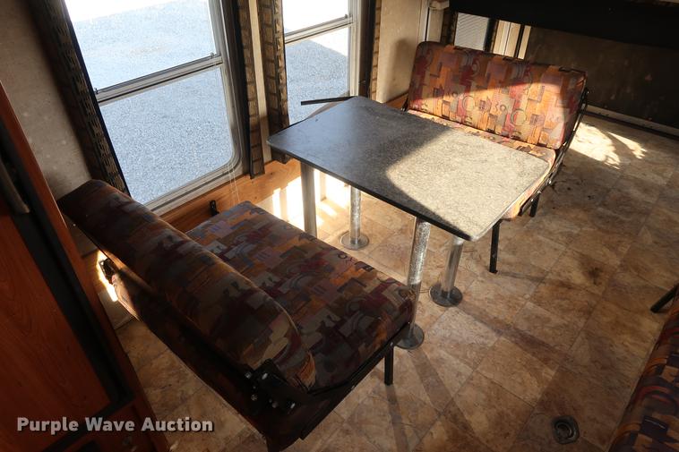 image for item DA8585 2009 Phoenix toy hauler camper