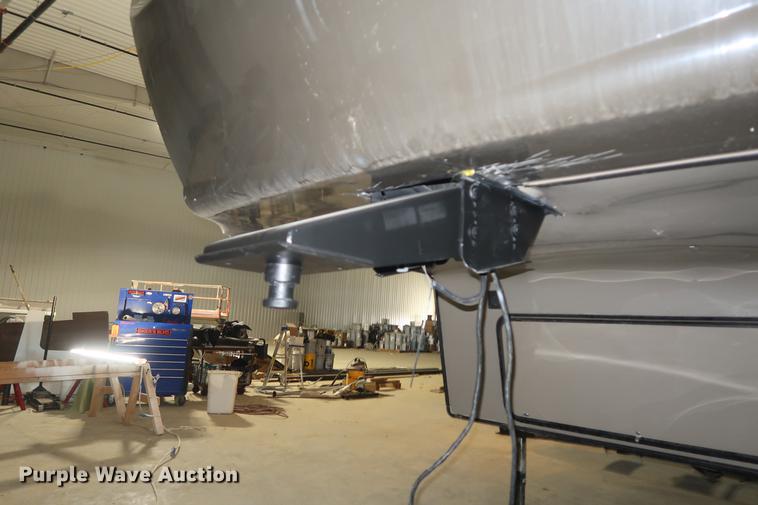 image for item DA8587 2014 Heartland 3650BH Gateway camper