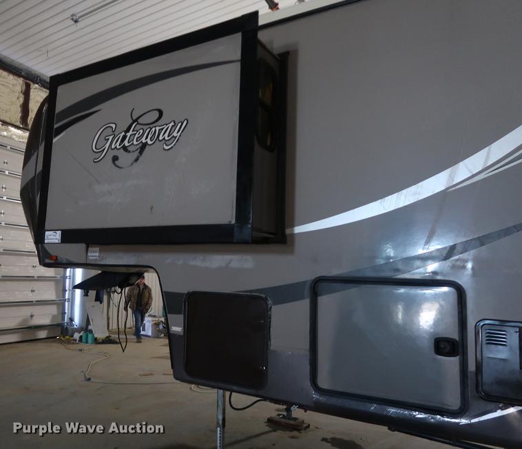 image for item DA8587 2014 Heartland 3650BH Gateway camper