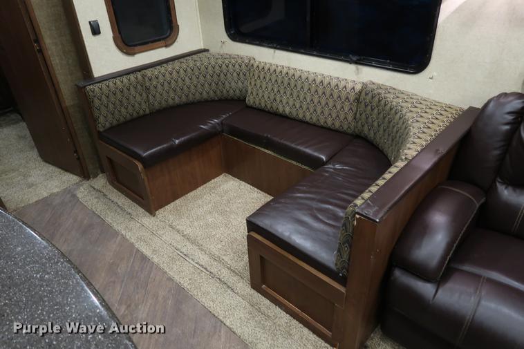 image for item DA8587 2014 Heartland 3650BH Gateway camper