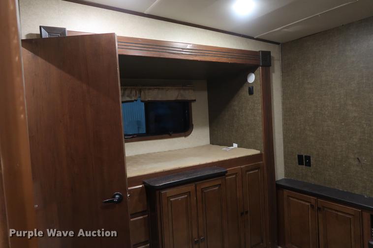 image for item DA8587 2014 Heartland 3650BH Gateway camper