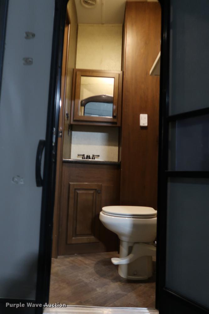 image for item DA8587 2014 Heartland 3650BH Gateway camper