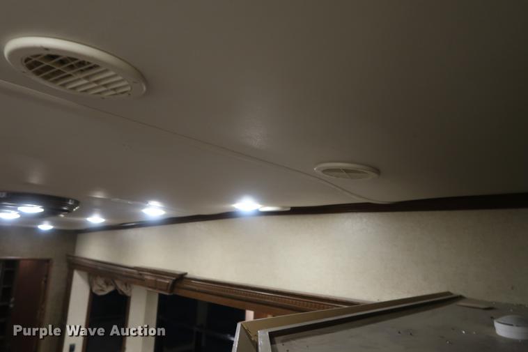 image for item DA8587 2014 Heartland 3650BH Gateway camper