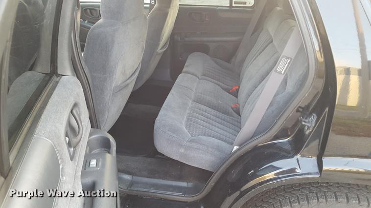 image for item DA8637 2000 Chevrolet Blazer