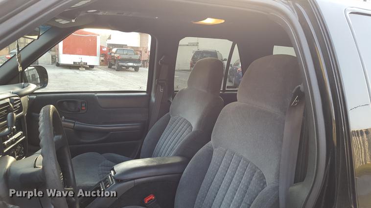 image for item DA8637 2000 Chevrolet Blazer