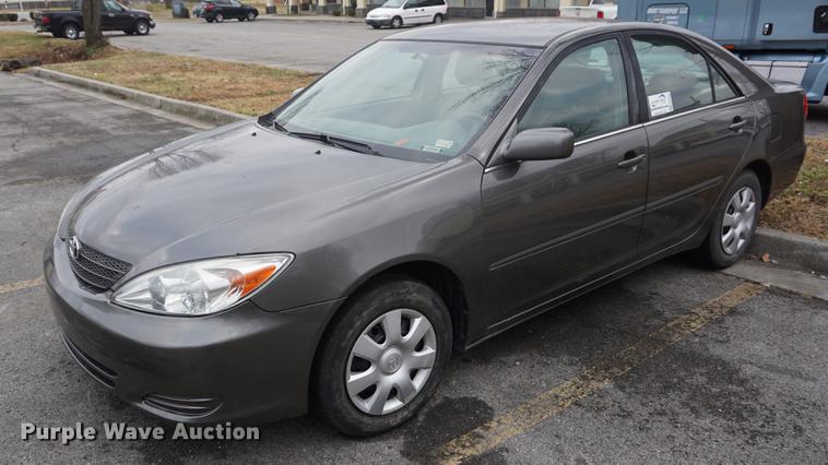 image for item DB0330 2004 Toyota Camry LE