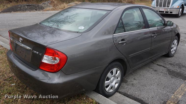 image for item DB0330 2004 Toyota Camry LE