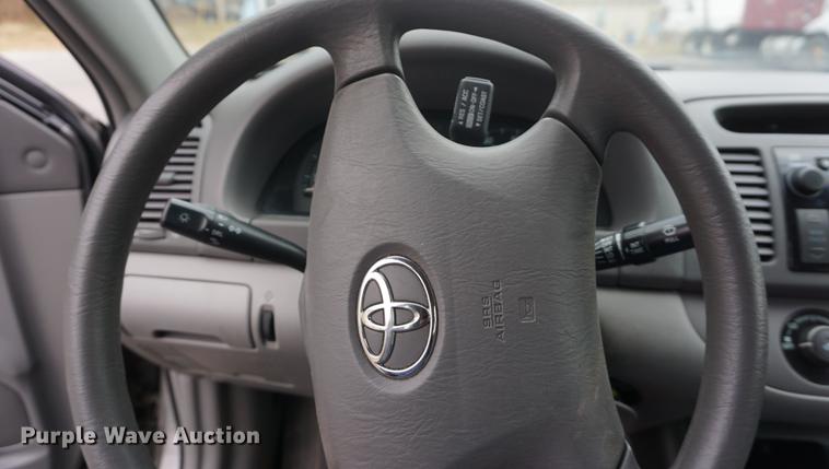 image for item DB0330 2004 Toyota Camry LE