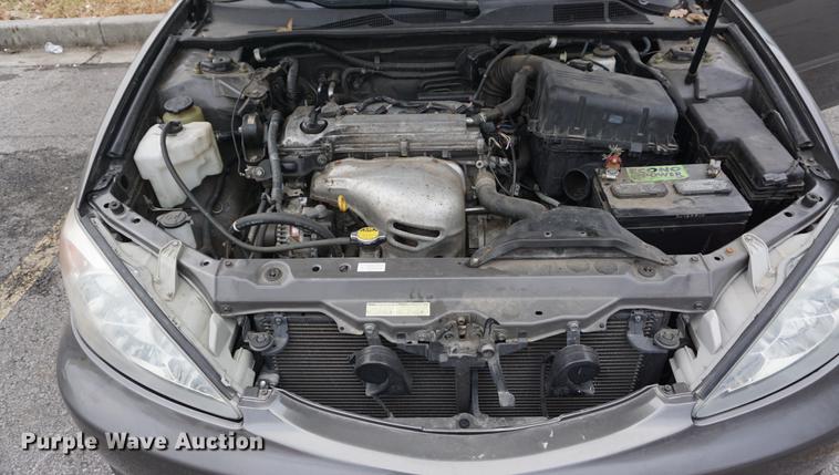 image for item DB0330 2004 Toyota Camry LE