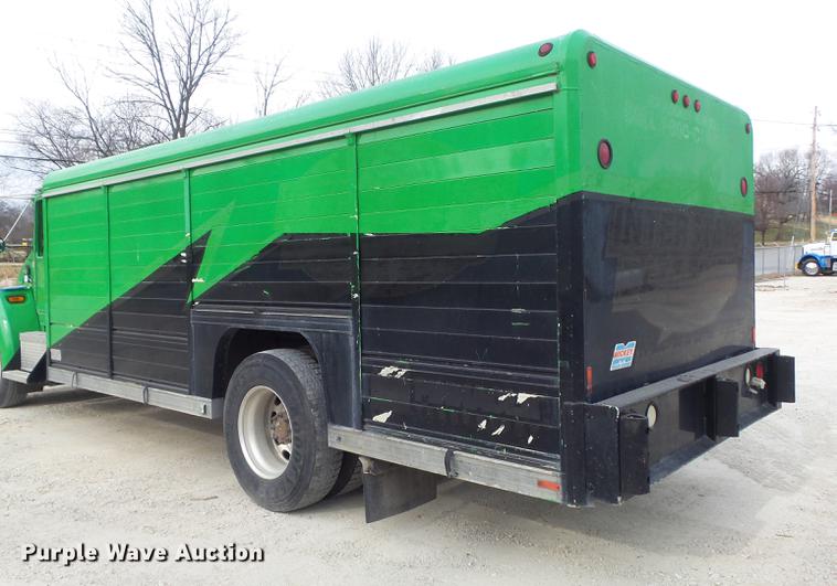 image for item DB6273 2003 Mickey Truck Bodies A0-A side load truck body