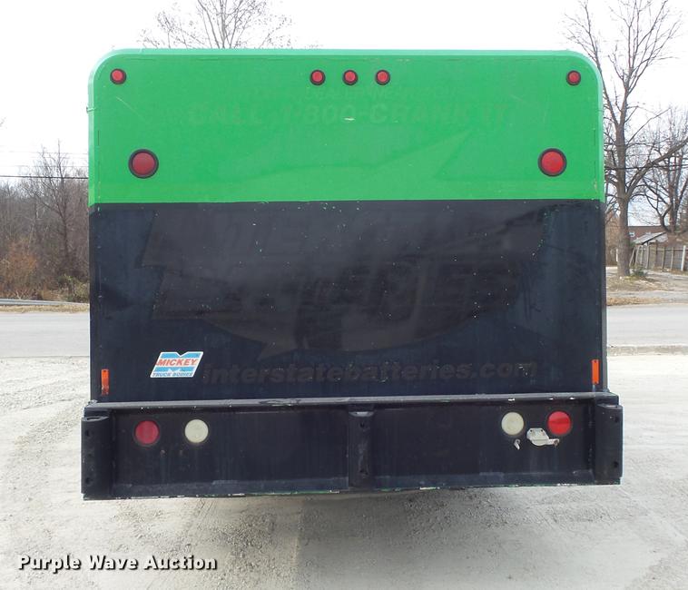 image for item DB6273 2003 Mickey Truck Bodies A0-A side load truck body