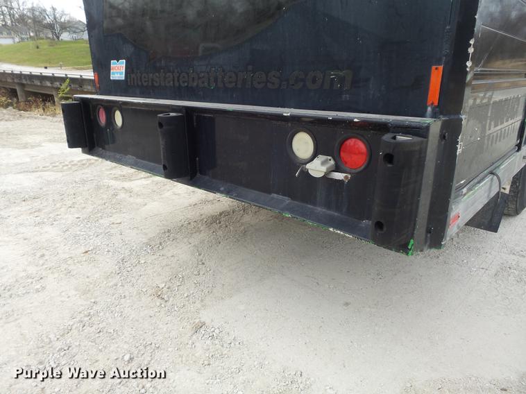 image for item DB6273 2003 Mickey Truck Bodies A0-A side load truck body