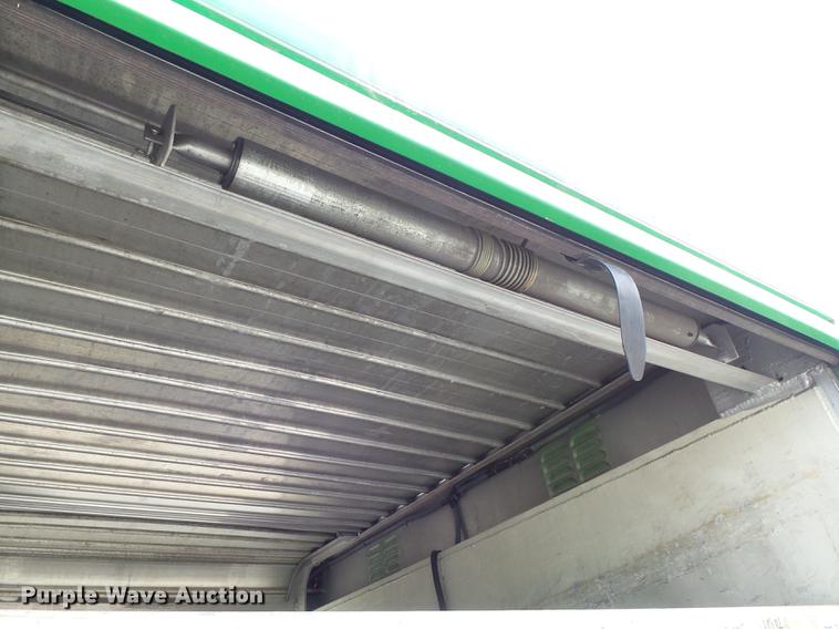 image for item DB6273 2003 Mickey Truck Bodies A0-A side load truck body