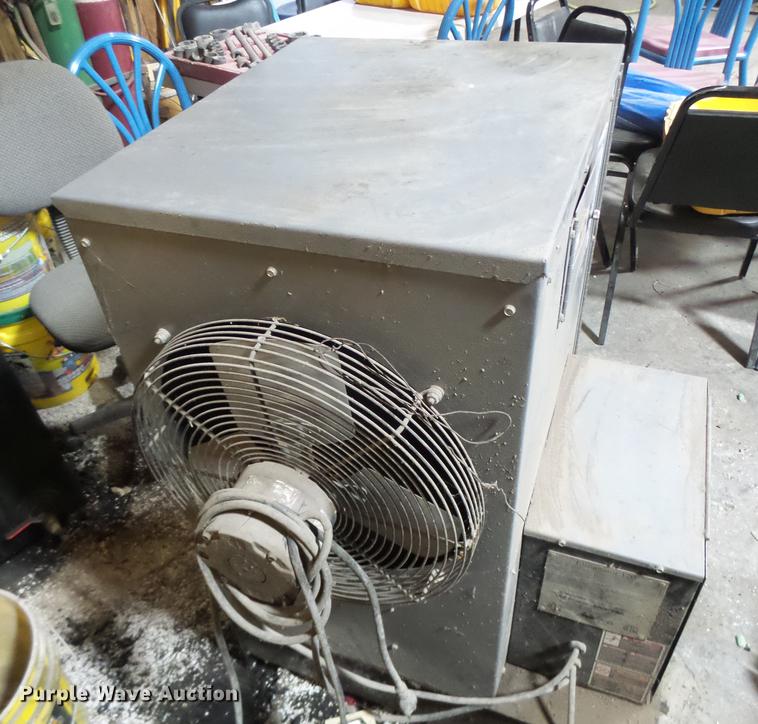 image for item DB9833 Eliminator 120 waste oil heater