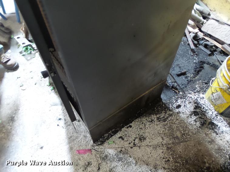 image for item DB9833 Eliminator 120 waste oil heater