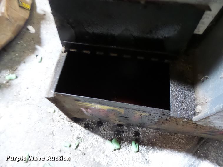 image for item DB9833 Eliminator 120 waste oil heater