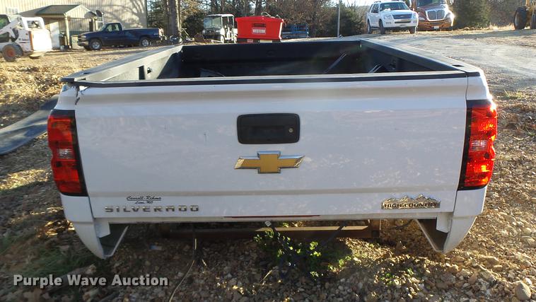 image for item DB9865 2015 Chevrolet truck bed