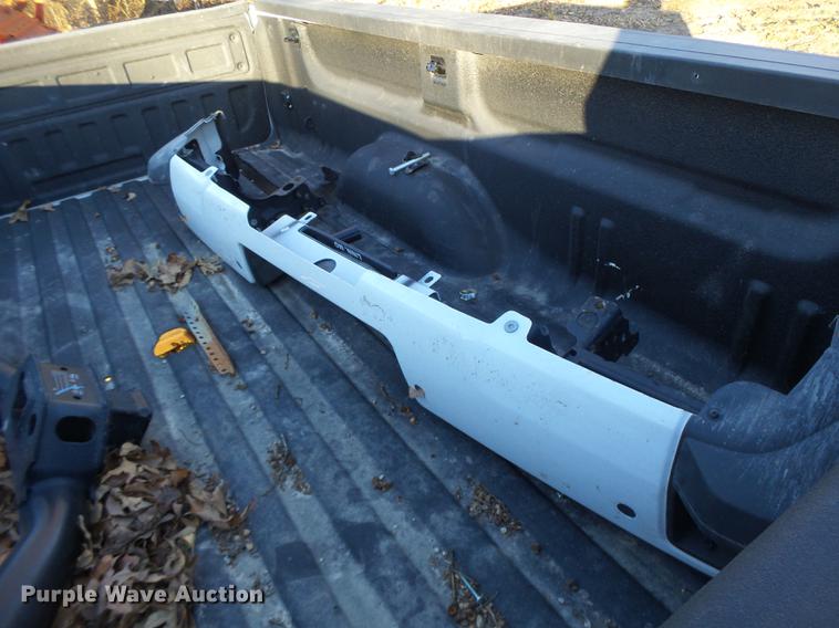 image for item DB9865 2015 Chevrolet truck bed
