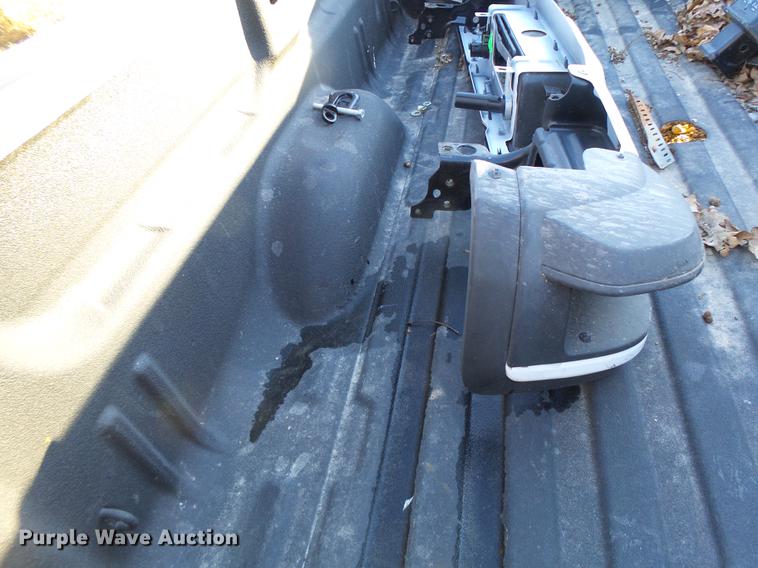 image for item DB9865 2015 Chevrolet truck bed